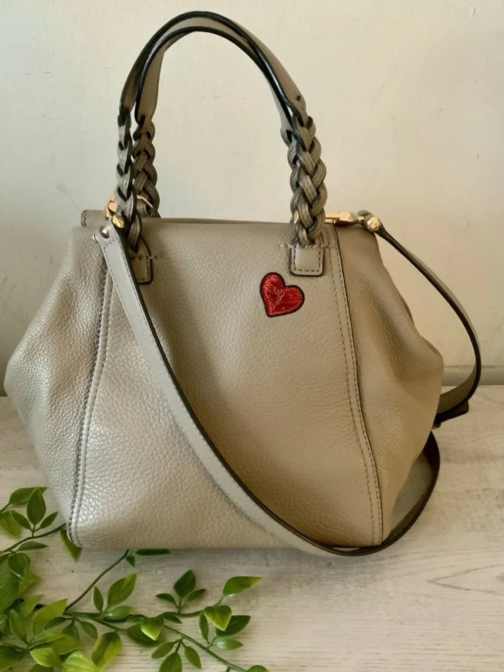 TORY BURCH PEACE LOVE HALF MOON SATCHEL FRENCH GRAY EUC